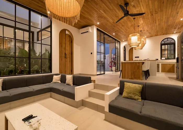 Cosmo - By Yolla Hospitality Villa