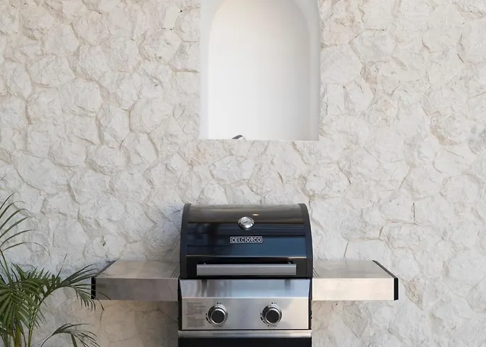 Villa Cosmo - By Yolla Hospitality *