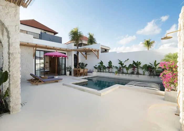 Cosmo - By Yolla Hospitality Villa *